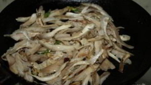 жареные вешенки с луком