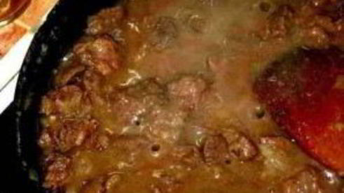 гуляш из баранины с подливкой