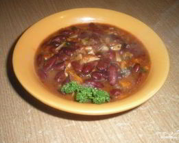 Гуляш из фасоли