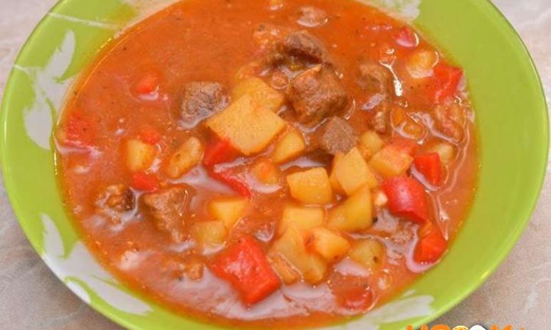 Рецепт гуляша из говядины в мультиварке