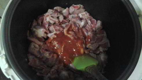 гуляш из куриных желудков