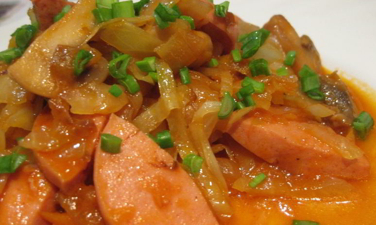 Рецепт гуляша из сосисок