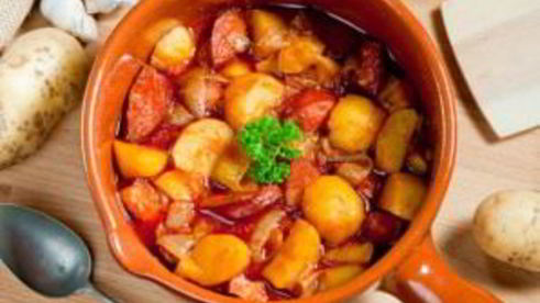 гуляш из сосисок