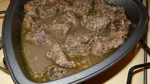 гуляш на пару с зеленой чечевицей