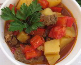 Гуляш по-венгерски из говядины