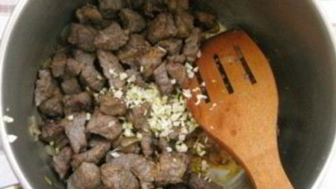 гуляш по-венгерски из говядины