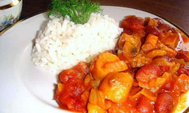 Рецепт гуляша с грибами, фенхелем, фасолью