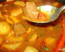 Гуляш с картошкой в мультиварке