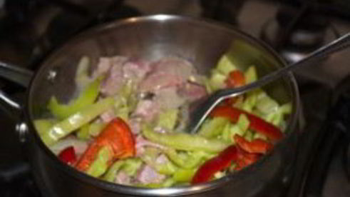 гуляш с паприкой