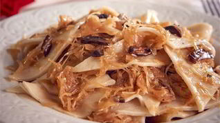 Клецки с квашеной капустой и грибами