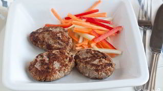 Диетические котлеты из говядины