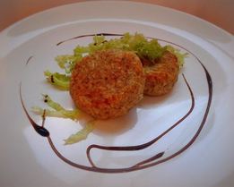 Диетические куриные котлеты с отрубями и сельдереем