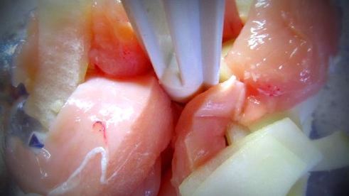 диетические куриные котлеты с отрубями и сельдереем