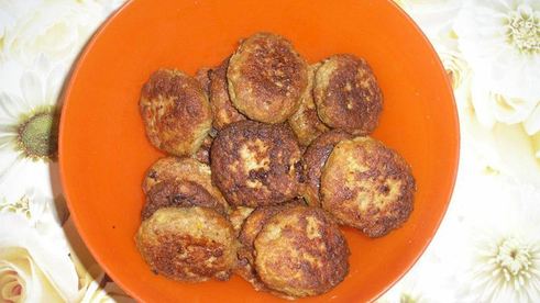 котлеты из фарша с манкой