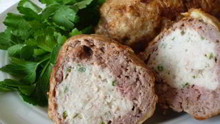 Котлеты из говядины и курицы без хлеба