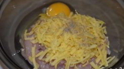 котлеты из рубленого куриного филе с сыром