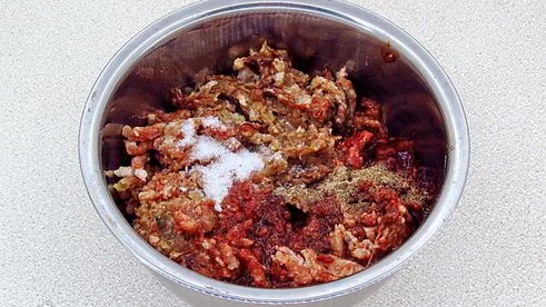 котлеты из свинины с печенью