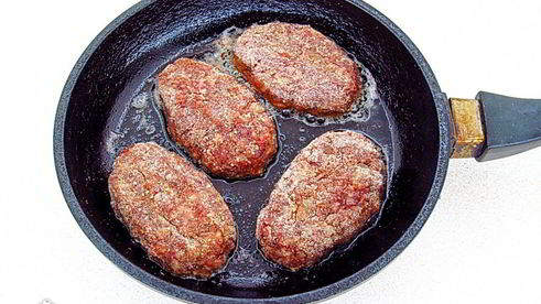 котлеты из свинины с печенью