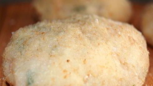 котлеты рыбные красное в белом