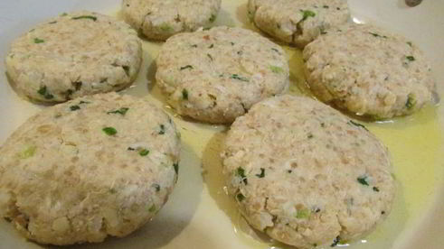 котлеты с киноа и булгуром