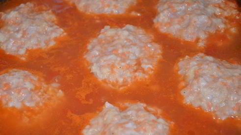 куриные котлеты в соусе-гарнире