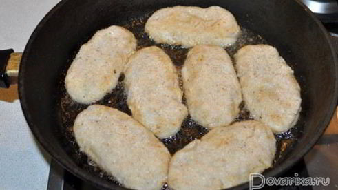 рыбные котлеты, фаршированные оливками