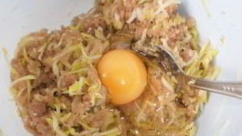 рыбные котлеты с кабачком