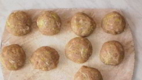 рыбные котлеты с кабачком