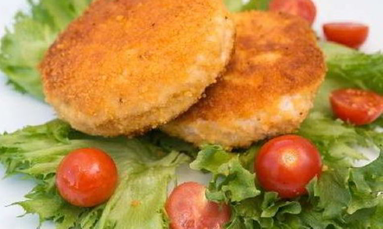 Рецепт сочных куриных котлеток