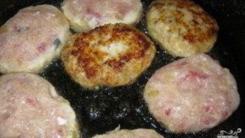 сочные рыбные котлеты