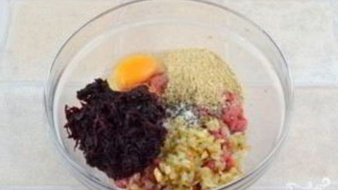 свекольные котлеты с мясом