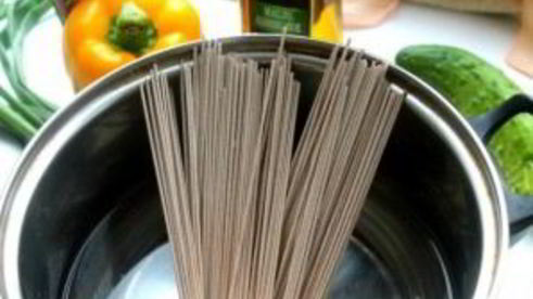 лапша по-японски с курицей