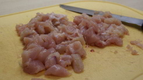 лапша с овощами и курицей по-китайски