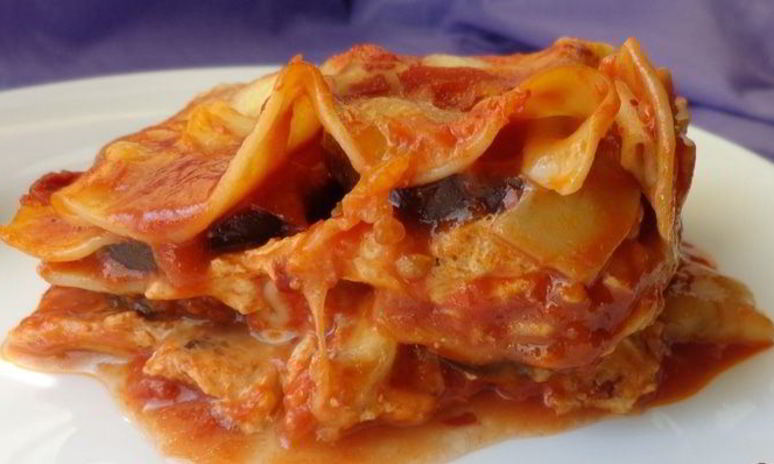 Рецепт лазаний с баклажанами, рикоттой и моцареллой