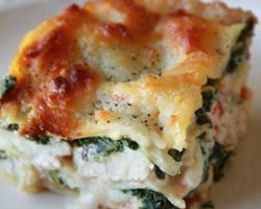 Лазанья с курицей, шпинатом и рикоттой