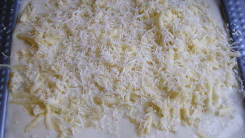 лазанья со шпинатом, рикоттой и кедровыми орешками