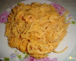 Макароны с креветками в сметанном соусе