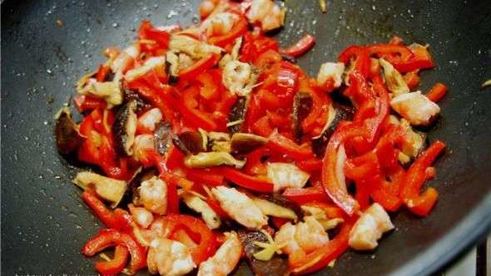 обжареная рисовая лапша