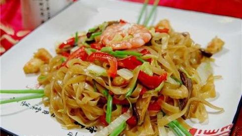 обжареная рисовая лапша