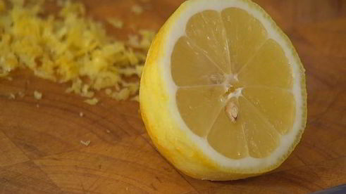 паста с кетой, шпинатом и соусом песто