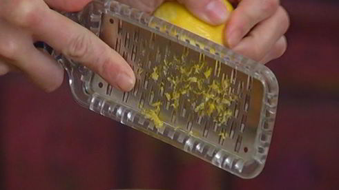 паста с копченой семгой и песто из каперсов