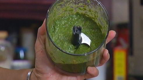 паста с копченой семгой и песто из каперсов