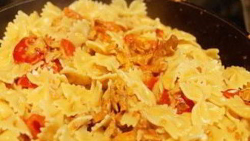 паста с лисичками в сливочном соусе