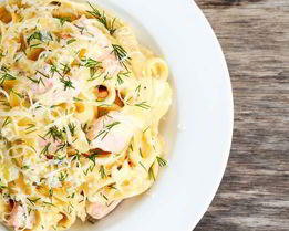 Паста с лососем в сливочном соусе