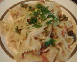 Паста со свининой и маслятами