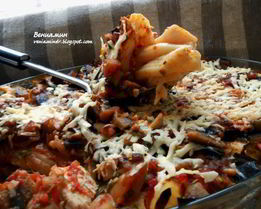 Паста, запеченная со сливочно-куриным соусом и капонатой