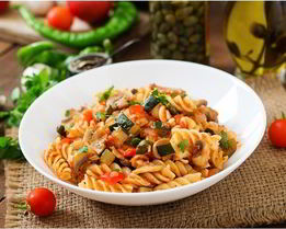 Пикантная паста с овощами