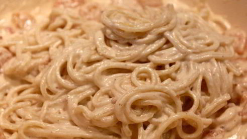 спагетти с креветками в сливочном соусе