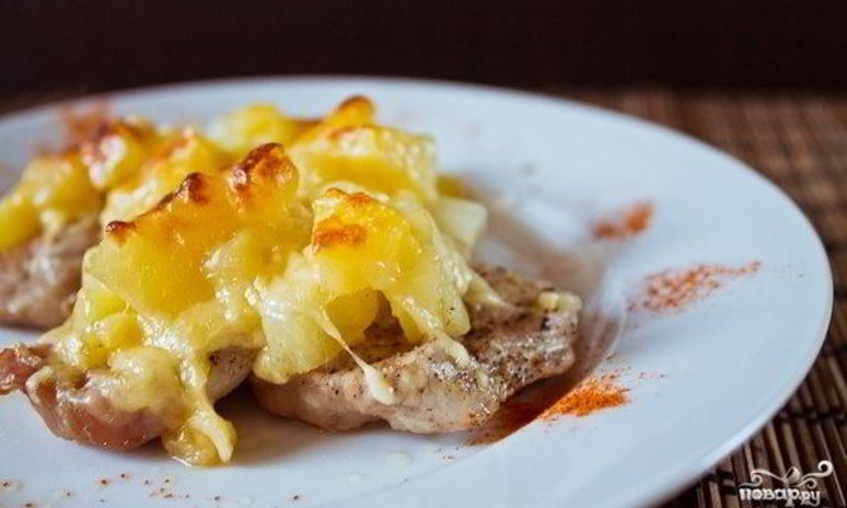 Рецепт мяса по-французски с ананасом