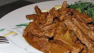 Бефстроганов с грибами